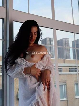 Hot Karime